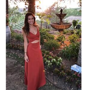 Meet your Posher, Alejandra